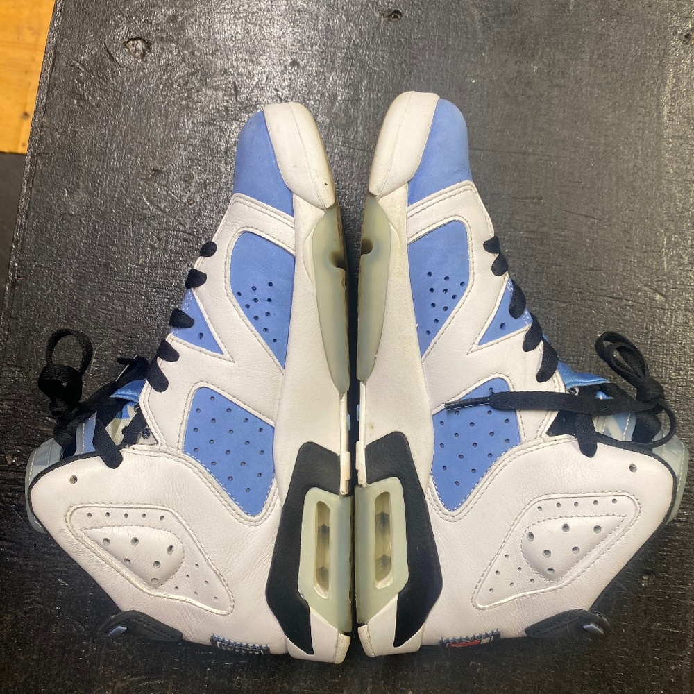Nike Jordan Retro UNC